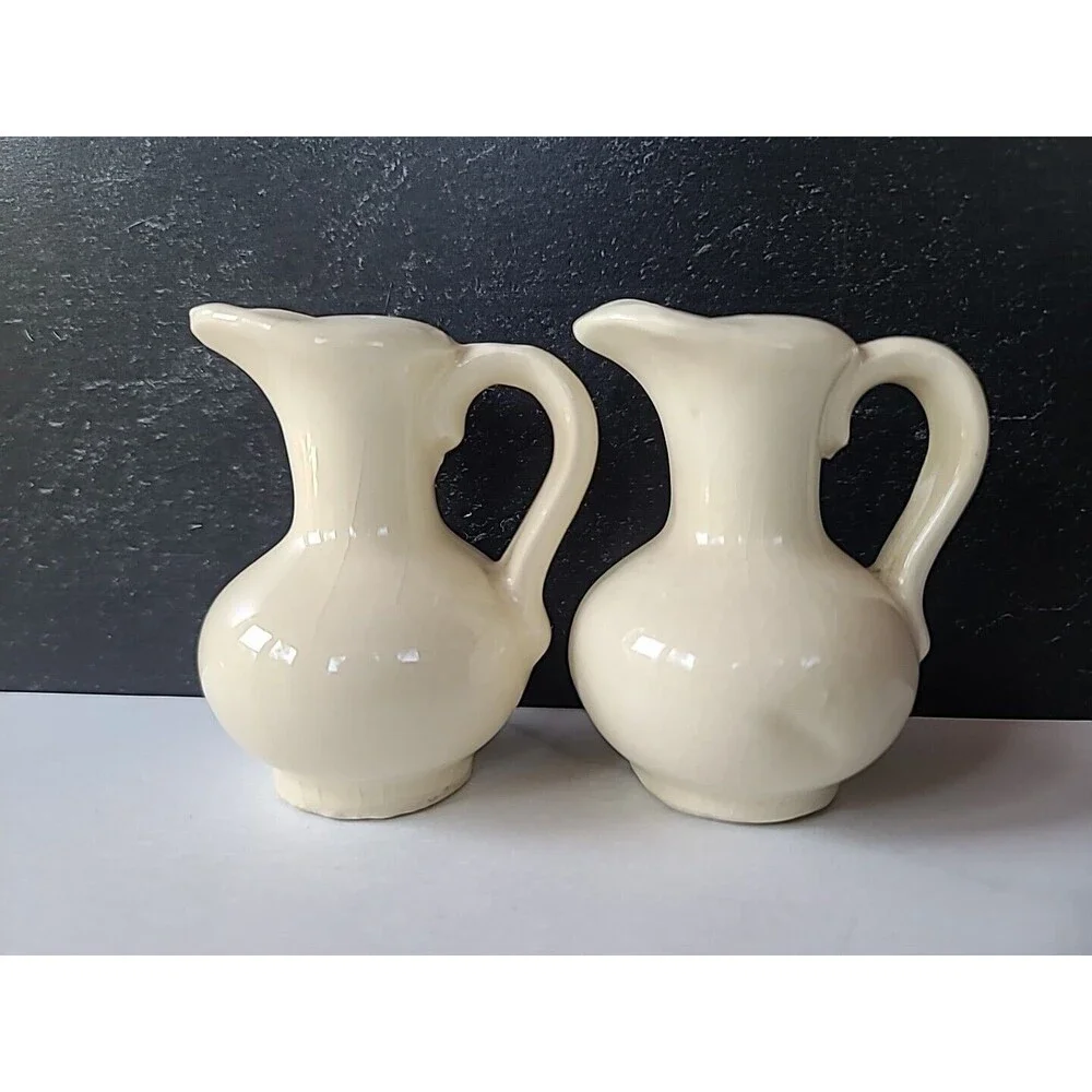 Vintage Pitcher Shaped Salt And Pepper Shakers, READ